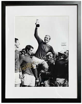 ICONS Memorabilia Geoff Hurst Signed "1966 World Cup Winner" Photo with COA Framed. A10881 Buy ICONS Memorabilia Geoff Hurst Signed "1966 World Cup Winner" Photo with COA Framed. A10881