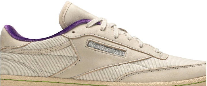 Illumination's Minions x Reebok Club C 85 'Vicious 6' Sepatu Pria FZ1914 Order Illumination's Minions x Reebok Club C 85 'Vicious 6' Sepatu Pria FZ1914