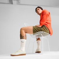 실내용 OG 스니커즈 395363-05 Lookbook 실내용 OG 스니커즈 395363-05