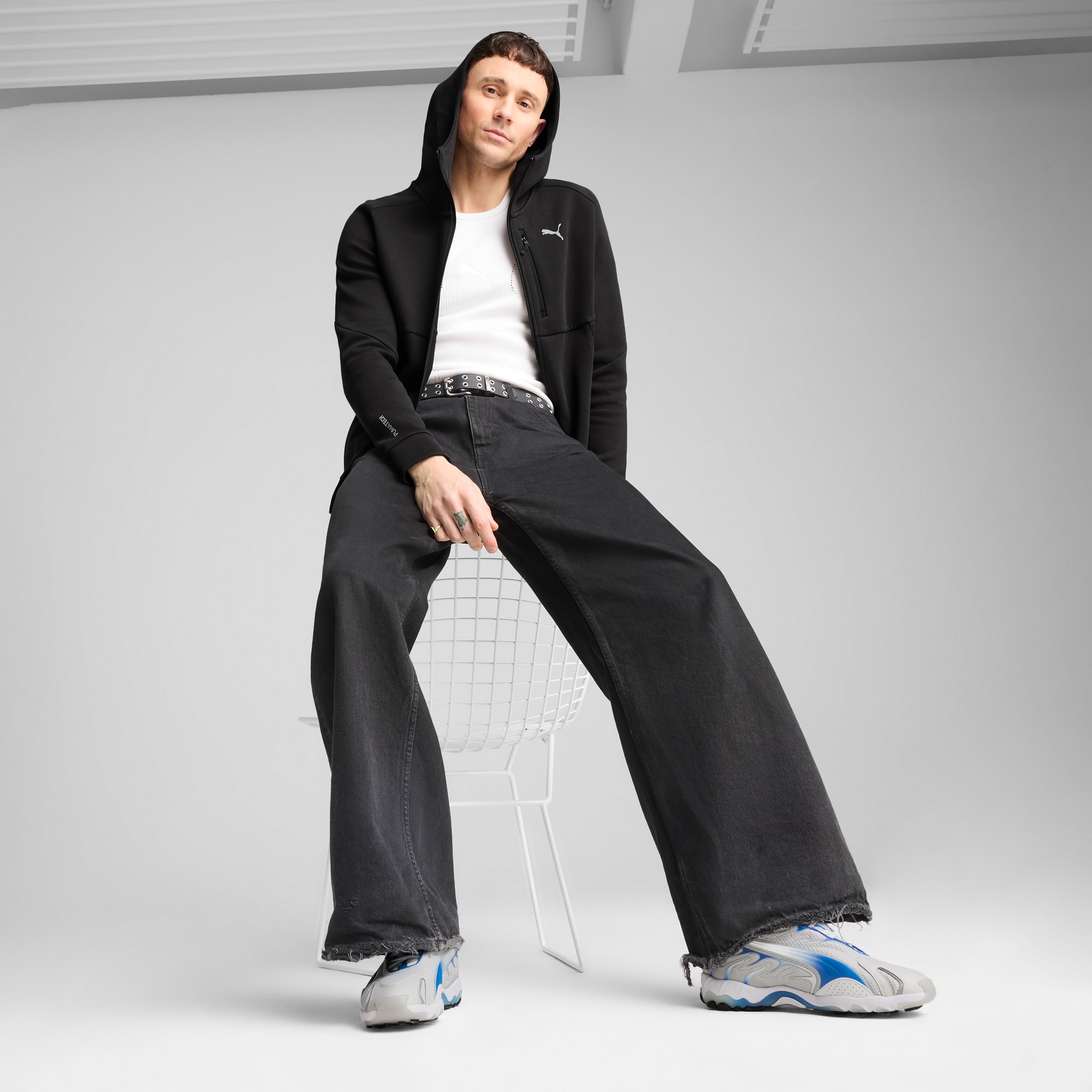 Details for Inhale Sneakers 401560-08
