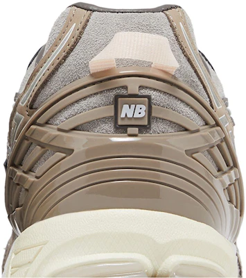 INVINCIBLE x N.HOOLYWOOD x New Balance 1906U ''Grigio Titanio'' M1906NIH Sizing INVINCIBLE x N.HOOLYWOOD x New Balance 1906U ''Grigio Titanio'' M1906NIH
