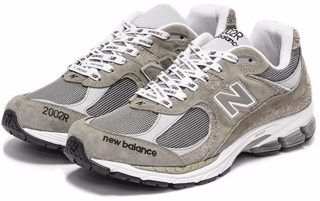 인빈시블 x N.ハリウッド x 뉴발란스 2002R '그레이' ML2002RV Lookbook 인빈시블 x N.ハリウッド x 뉴발란스 2002R '그레이' ML2002RV
