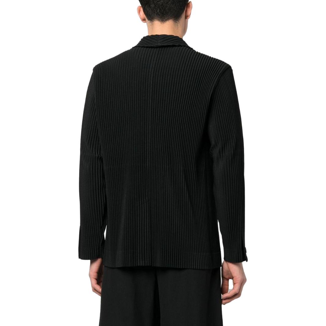 Shop ISSEY MIYAKE SS23 黑色褶皺單排扣西裝外套 HP36JD15015