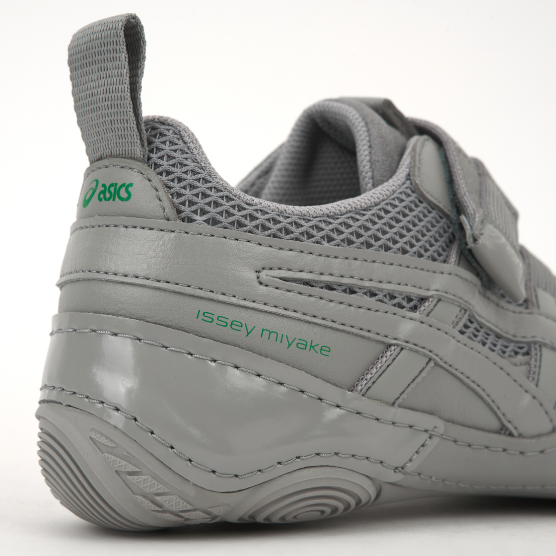 Cheap 三宅一生 x ASICS 超级包裹鞋带“灰色” 1203B189-020