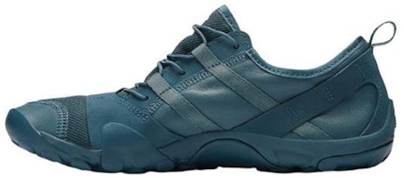 Issey Miyake x New Balance Minimus 10v1 'Navy' MT10OIY Issey Miyake x New Balance Minimus 10v1 'Navy' MT10OIY