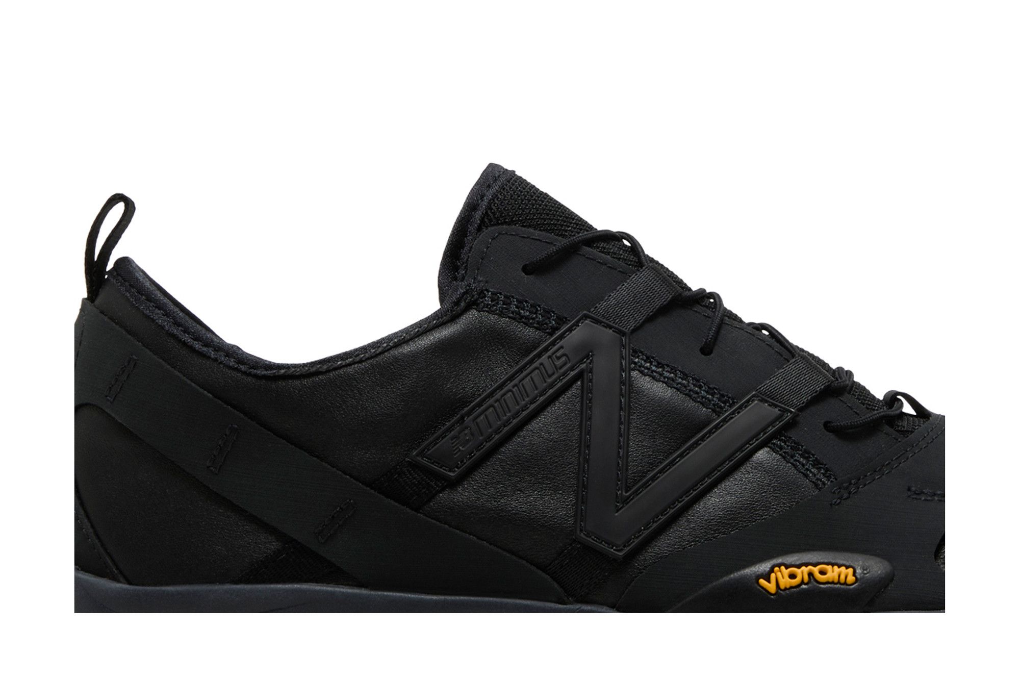 Order Issey Miyake x New Balance MT10O ''Zwart'' MT10OIS