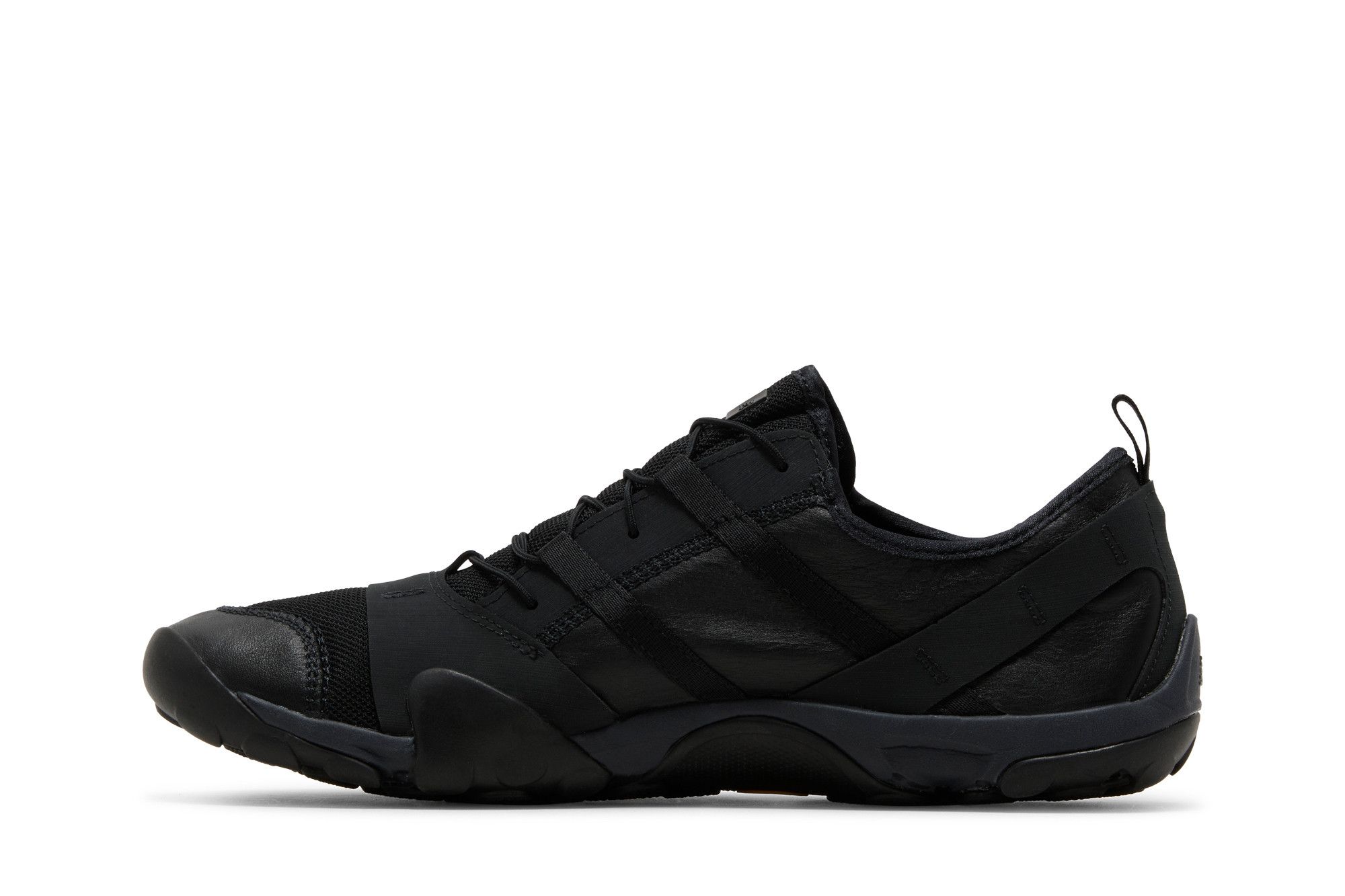 Lookbook Issey Miyake x New Balance MT10O ''Zwart'' MT10OIS
