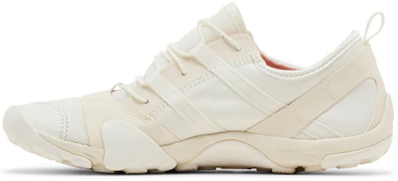 Lookbook Issey Miyake x New Balance MT10O ''Wit'' MT10OIM