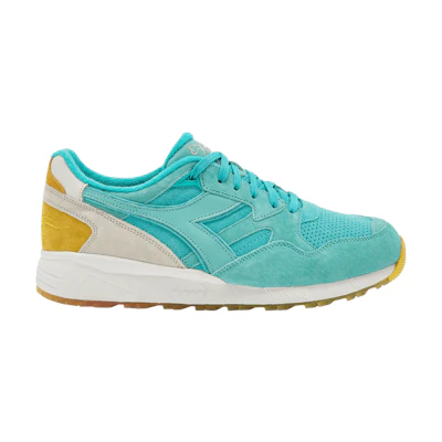 IUTER SPECTRUM Diadora N9002 'Tour'