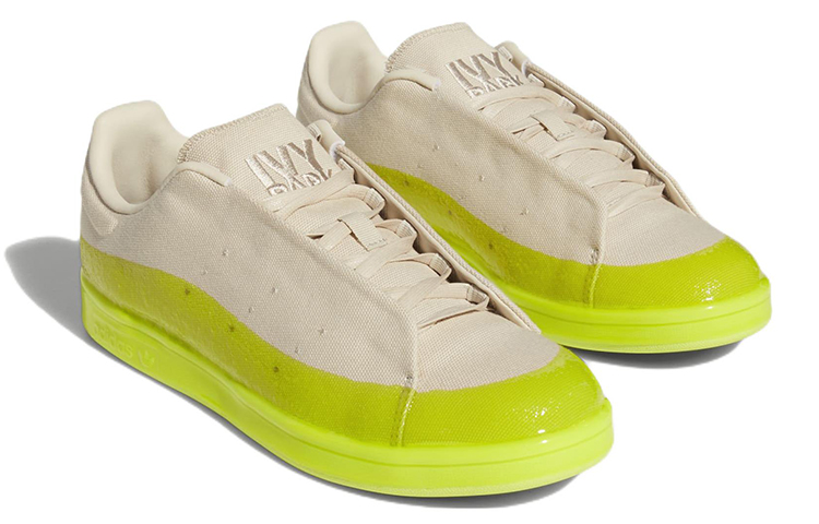 Lookbook Ivy Park x adidas Stan Smith Dipped Sneaker HR0180