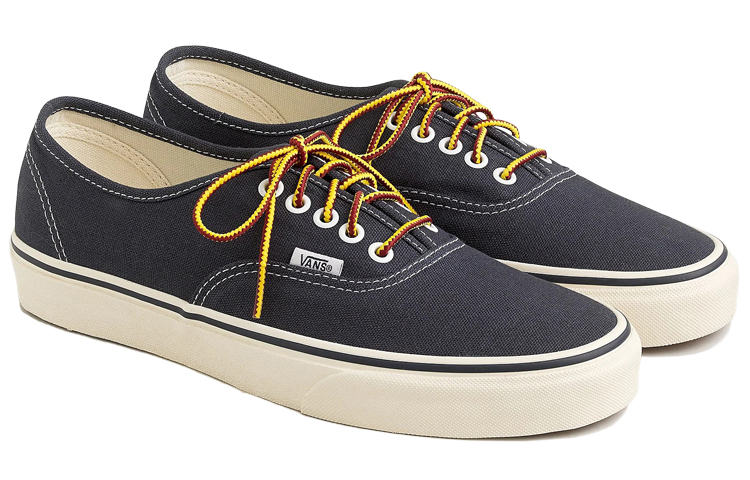 Order J.Crew x Vans Authentic 'Lienzo Desgastado - Azul Marino' VN000QER7E4