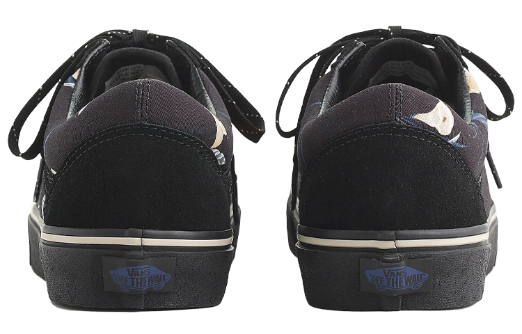 Shop J.Crew x Vans Old Skool 'Floral Negro' VN0A4U3B08H