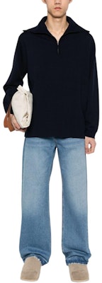 Jacquemus 蓝色拉链宽松牛仔裤 24E245DE0281513-33C Lookbook Jacquemus 蓝色拉链宽松牛仔裤 24E245DE0281513-33C