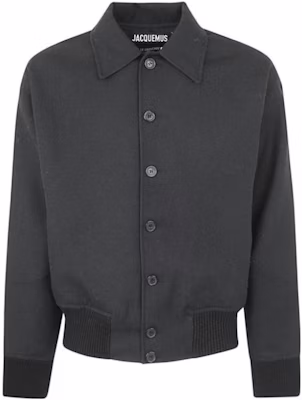 Jacquemus 黑色單排扣長袖外套 23H236BL0421458-990 Buy Jacquemus 黑色單排扣長袖外套 23H236BL0421458-990