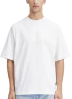 Lookbook Jacquemus Raglan Logo Loose Fit White Crewneck T-Shirt for Men. 245JS212-2031-100
