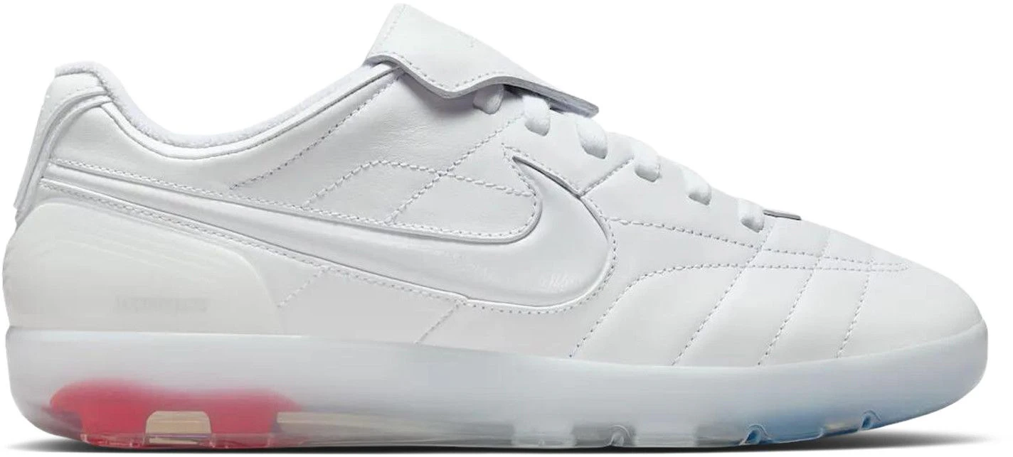 jacquemus-x-nike-cryoshot-tiempo-r10-white-io-0619-100