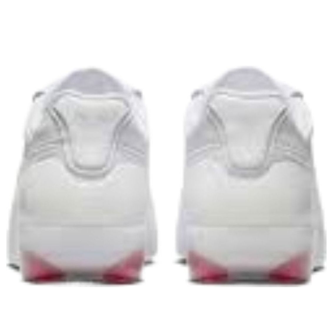 Lookbook Jacquemus x Nike Cryoshot Tiempo R10 'White' IO0619-100