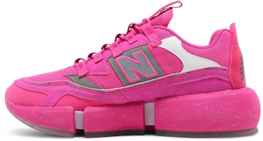 Jaden Smith x New Balance Vision Racer 'Peony' Sepatu Sneakers MSVRCJSC Lookbook Jaden Smith x New Balance Vision Racer 'Peony' Sepatu Sneakers MSVRCJSC