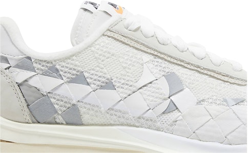 장 폴 고티에 x 사카이 x 나이키 베이퍼와플 "화이트" DR5209-100 Order 장 폴 고티에 x 사카이 x 나이키 베이퍼와플 "화이트" DR5209-100