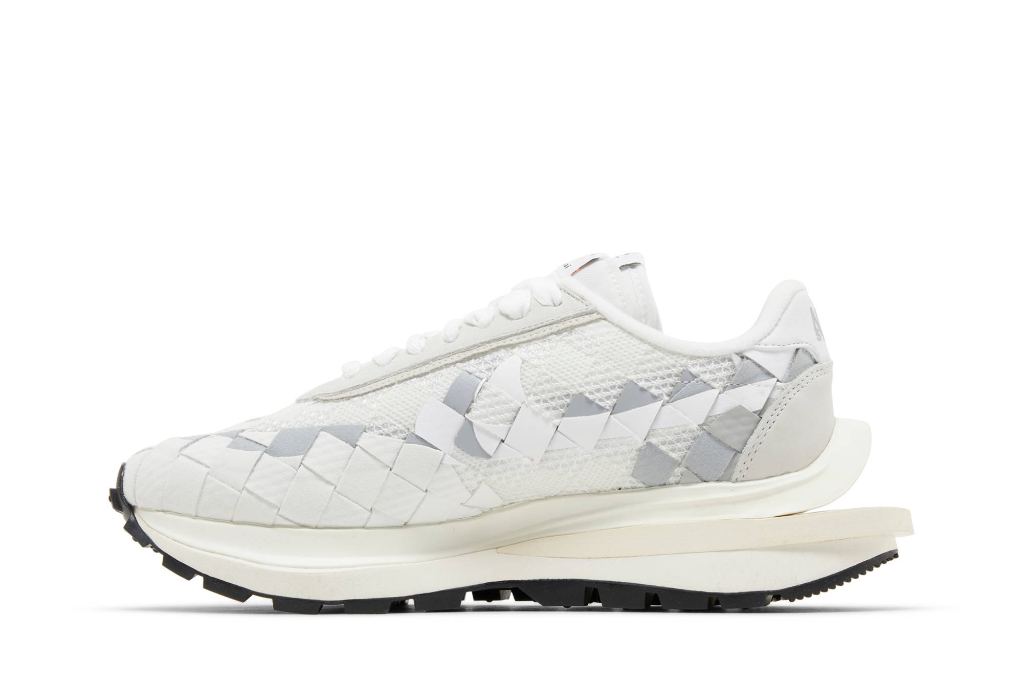 Jean Paul Gaultier x sacai x Nike VaporWaffle Woven White DR5209-100 Nicesnk