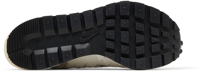 장 폴 고티에 x 사카이 x 나이키 베이퍼와플 "화이트" DR5209-100 Shop 장 폴 고티에 x 사카이 x 나이키 베이퍼와플 "화이트" DR5209-100