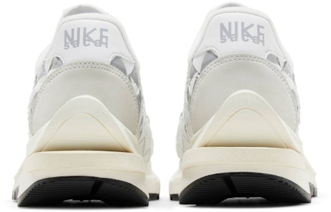 장 폴 고티에 x 사카이 x 나이키 베이퍼와플 "화이트" DR5209-100 Details for 장 폴 고티에 x 사카이 x 나이키 베이퍼와플 "화이트" DR5209-100