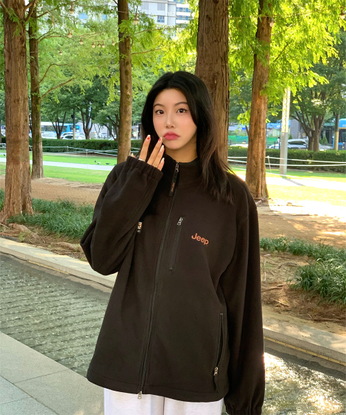 Lookbook Jeep 2WAY Retro Mountain 1941 Fleece Jacket Zip-Up JR5TZU191BK