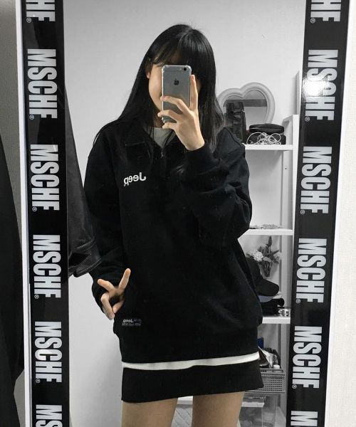 Shop Jeep【360g】M Logo 半拉鍊大學T恤 JR5TSU838BK