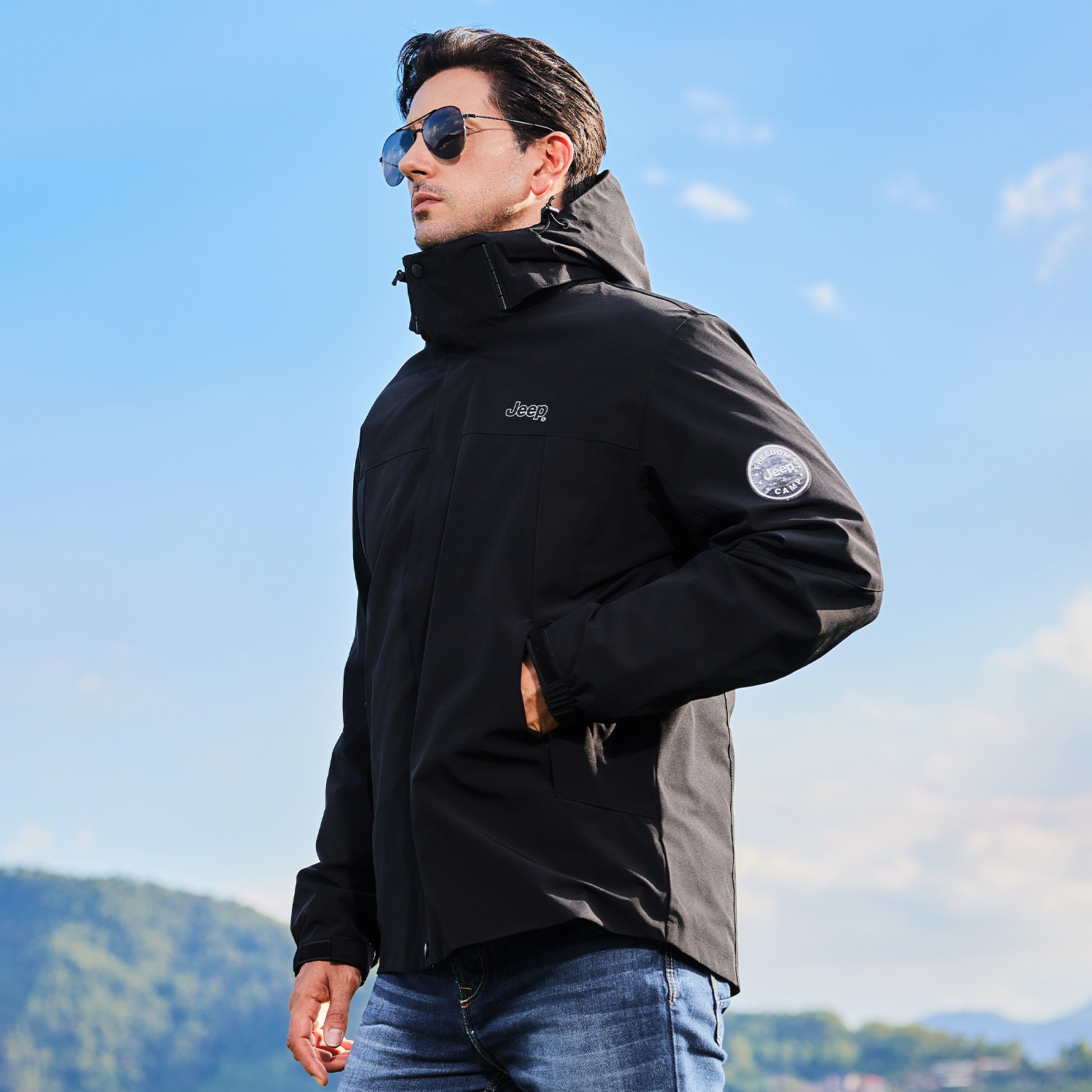 Shop Jeep Beta AR系列户外羽绒服男女通用 - 防风保暖适合徒步露营 P844MWF315-jd