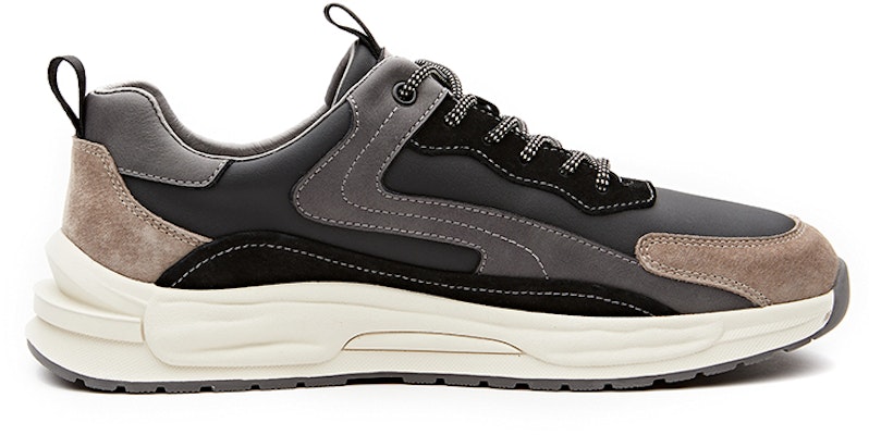 Jeep Casual Lage Sneakers ''Antislip Duurzame Hardloopschoen'' P221M01028 Order Jeep Casual Lage Sneakers ''Antislip Duurzame Hardloopschoen'' P221M01028