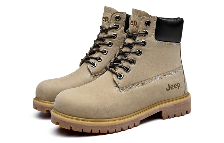 Shop JEEP吉普 经典高筒户外工装靴 沙色