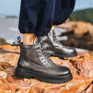 Jeep吉普 軟皮踢不爛 經典百搭潮流 防水耐磨 厚底 短筒 馬丁靴 男款 6