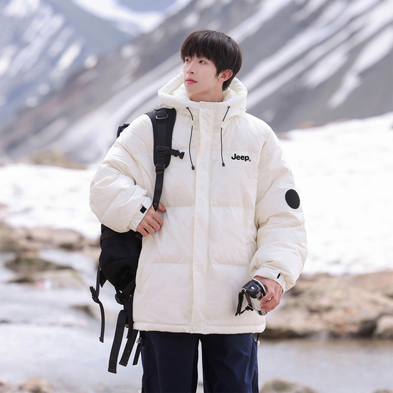 Shop Jeep极简风多巴胺色轻薄羽绒服男女同款休闲短款外套 P844MWD245