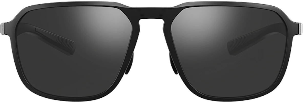 Jeep男士偏光太阳镜-防紫外线防刮,哑光黑色款式。 JEEP/R6344 Lookbook Jeep男士偏光太阳镜-防紫外线防刮,哑光黑色款式。 JEEP/R6344