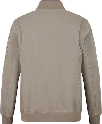 Jeep SS25 复古户外棒球领夹克 - 休闲时尚外套 P834MWJ032-KD Lookbook Jeep SS25 复古户外棒球领夹克 - 休闲时尚外套 P834MWJ032-KD