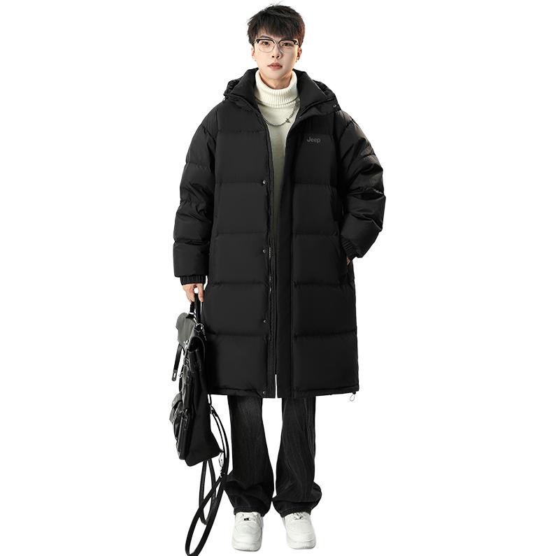 Shop Jeep男女款户外防风连帽羽绒服 - 休闲保暖长款夹克 P84JMWD271