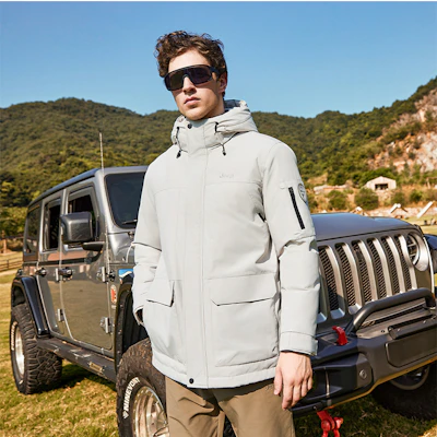 Jeep 男女款白色羽绒防风保暖连帽夹克带标志。 P844MWD001 10