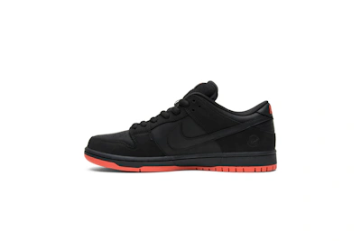 Jeff Staple x Nike SB Dunk Low Pro 'Black Pigeon'