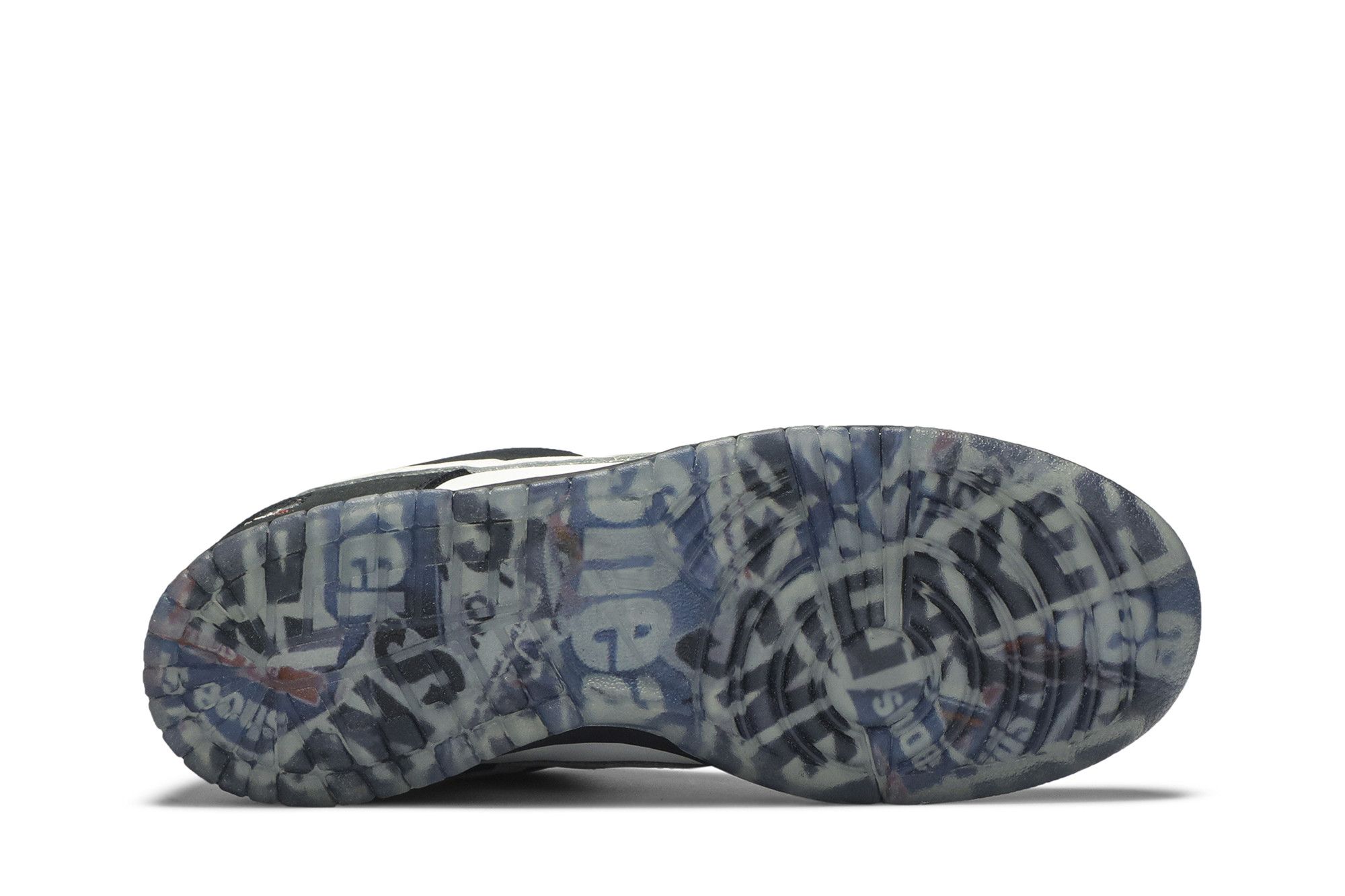 Shop Jeff Staple x Nike SB Dunk Low Pro 'Panda Pigeon' (Ukiran Laser) BV1310-013-L