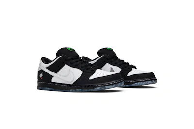 Jeff Staple x Nike SB Dunk Low Pro 'Panda Pigeon'