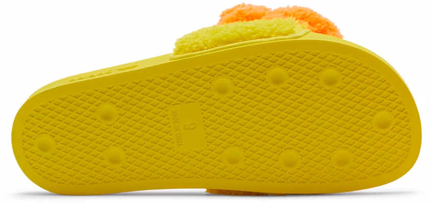 Jeremy Scott x adidas Adilette Slide 'JS Bear' Q46582 Shop Jeremy Scott x adidas Adilette Slide 'JS Bear' Q46582
