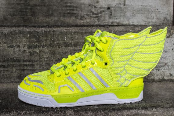 Order Jeremy Scott x adidas Wings 2.0 'Neon' Lelaki / Wanita M20854