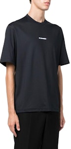 질샌더 블랙 크루넥 티셔츠 솔리드 컬러 로고 프린트. J47GC0023J70031001 Purchase 질샌더 블랙 크루넥 티셔츠 솔리드 컬러 로고 프린트. J47GC0023J70031001