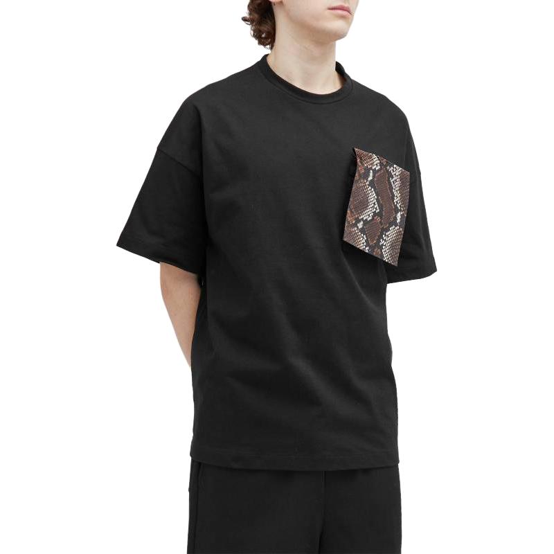Shop JIL SANDER  Black Snake Print Pocket Crew Neck T-Shirt. J21GC0157J20035001