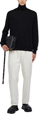 Jil Sander Milk White Tapered Cropped Trousers with Elastic Waist. J23KA0005J45225109 Lookbook Jil Sander Milk White Tapered Cropped Trousers with Elastic Waist. J23KA0005J45225109