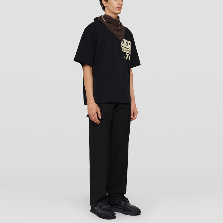 Shop JIL SANDER SS22 男士黑色标语印花T恤 JSMU707025-MU248508-001