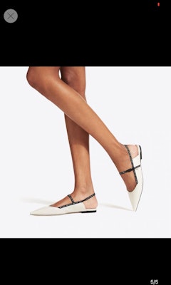 지미추 리 플랫 '라떼 가죽 포인티드토 컴포트' (Shortened: 지미추 리 플랫 '라떼') REE-FLAT-JWR Lookbook 지미추 리 플랫 '라떼 가죽 포인티드토 컴포트' (Shortened: 지미추 리 플랫 '라떼') REE-FLAT-JWR