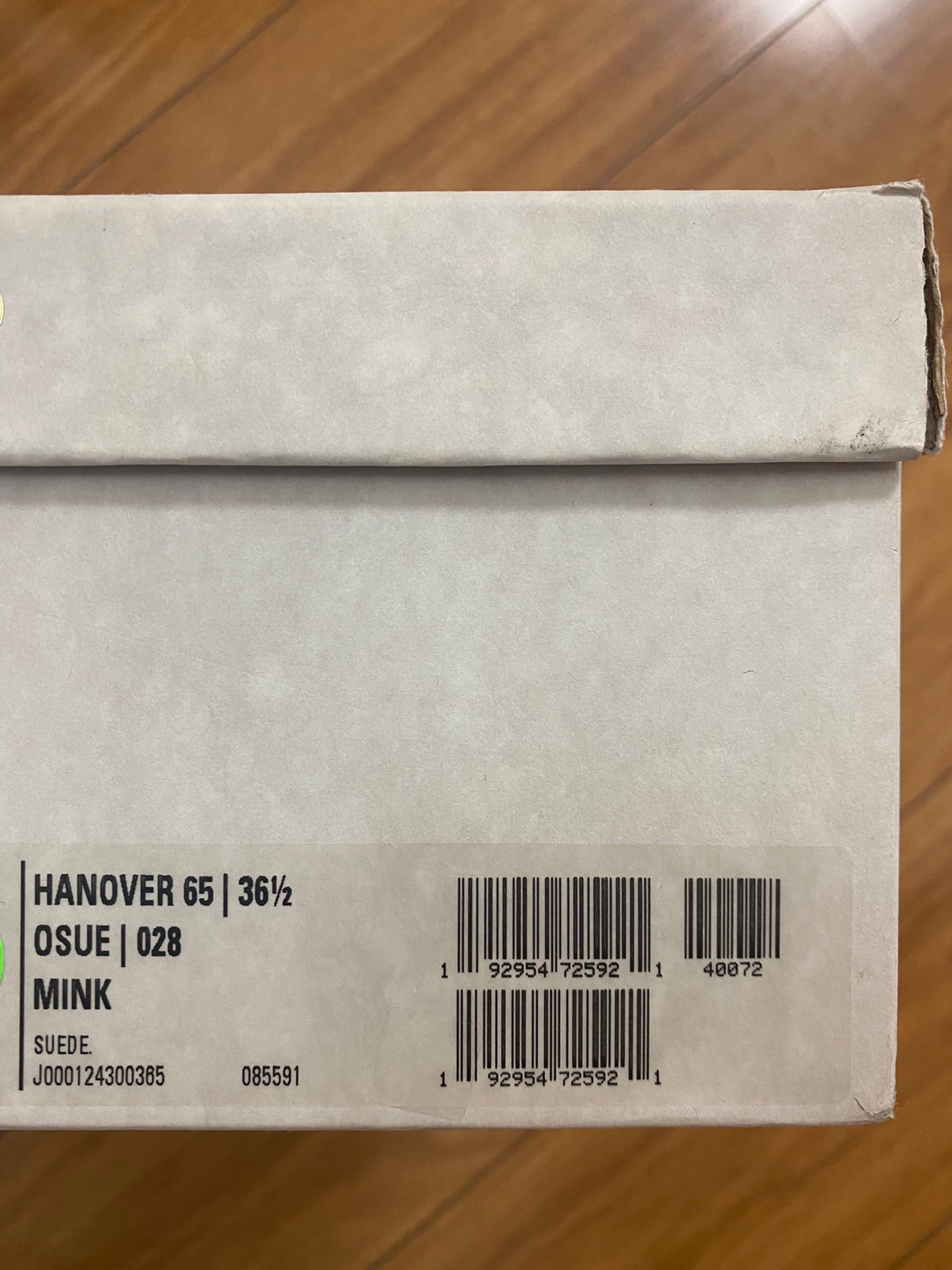 Jimmy Choo Suede Pointed-Toe Short Boots with Crystals 圖 3