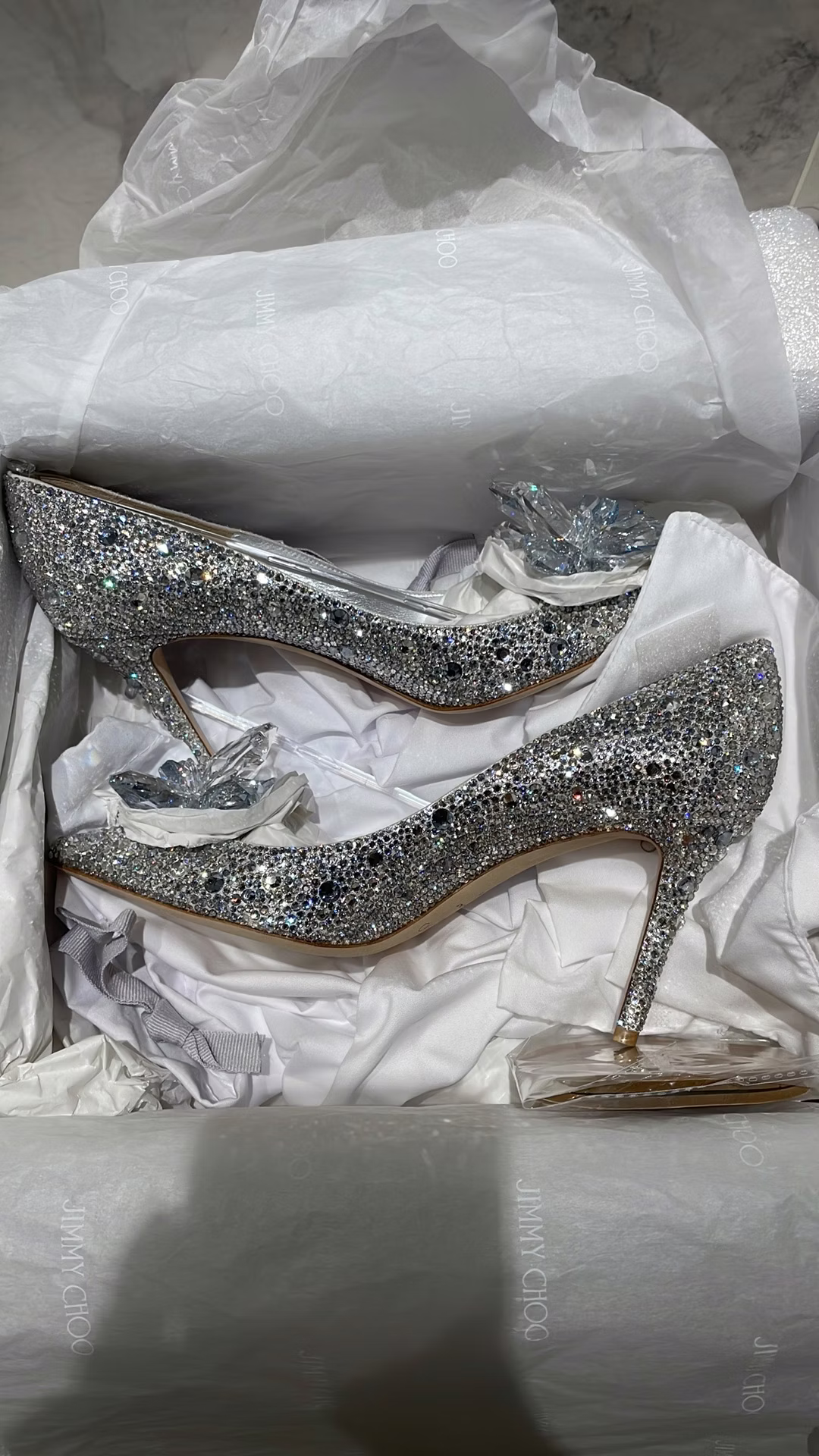 jimmy-choo-swarovski-crystal-high-heeled-shoes-crystal-aliasxu