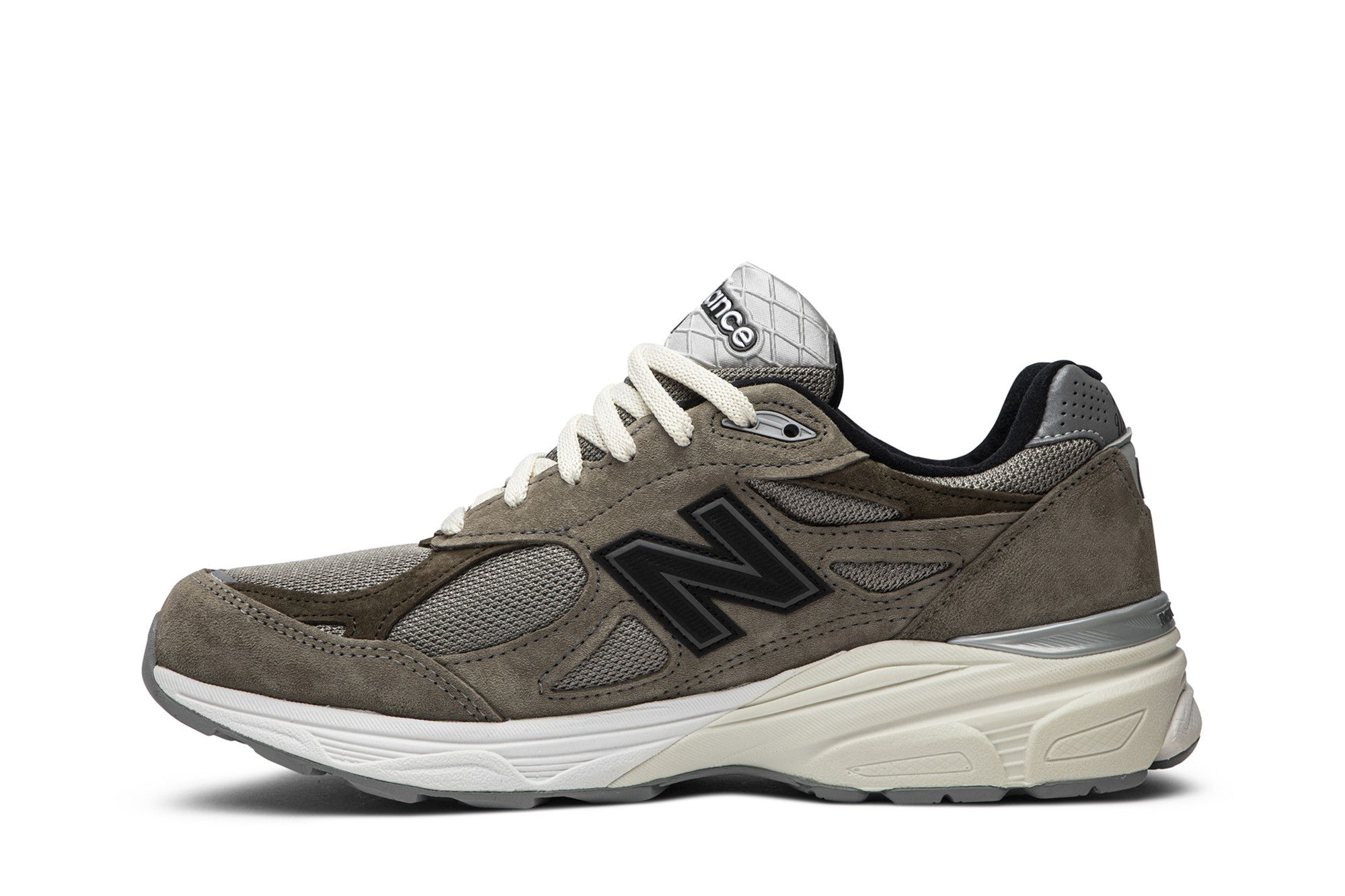 Lookbook JJJJound x 뉴발란스 990v3 '도시 회색' AMUS990MC3